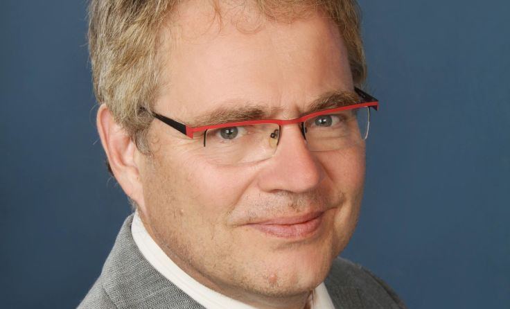 Primar Gert Bürger spricht in einem Vortrag über die Krankheit Burnout. Foto: Privat