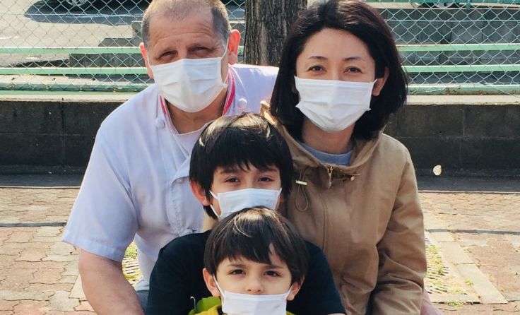 Der gebürtige Mauerkirchner „Adi“ Sailer lebt mit seiner Familie in Fukuoka. Fotos: Privat