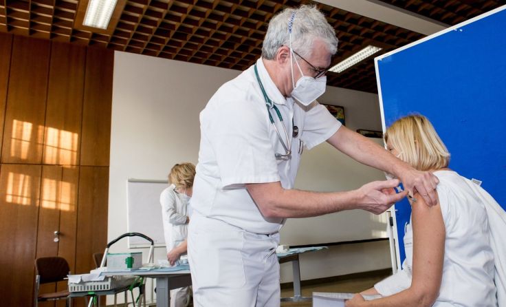 Primar Uwe Wintergerst ist Impfkoordinator im Braunauer Spital. Fotos: KH Braunau