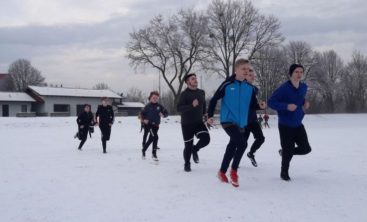 Das Flagteam der Kirchdorf Wildcats feierte eine gelungenen Trainingsstart. Foto: Wildcats