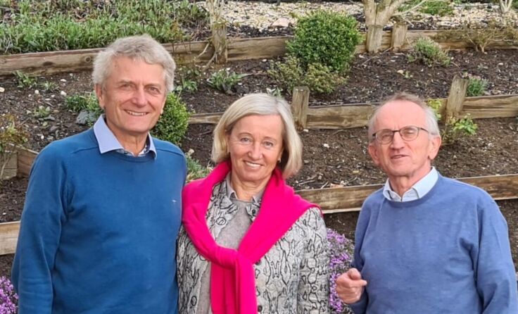 Die NEOS-Vertreter Hans (v.l.) und Ulla Berger sowie Georg Wojak (Foto: NEOS)