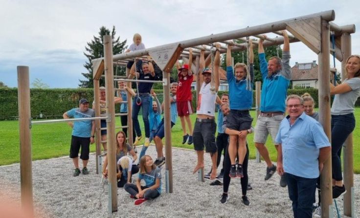 Die Gemeinde Neukirchen kann sich über einen neuen Fitnessturm freuen. (Foto: Schiclub Neukirchen)