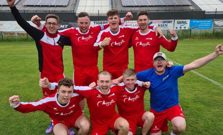 Das junge Höhnharter Faustball-Team in der 2. Bundesliga (Foto: ASVÖ SC Höhnhart)