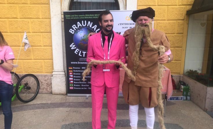 „Stadthauptmann“ Alois Rögl (r.) mit Lavarones Bürgermeister Isacco Corradi (Foto: Karl Birti)