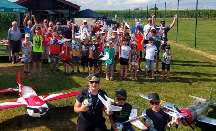 Der Kinderflugtag in Neukirchen war wieder ein voller Erfolg. (Foto: Bernd Gerner)