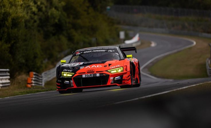 Simon Reicher im Audi R8 auf der berühmten Nordschleife (Foto: 1vier)