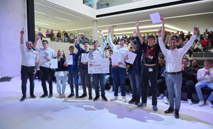 Das Siegerteam beim Hackathon bewies großes Talent. (Foto: Fill Maschinenbau)