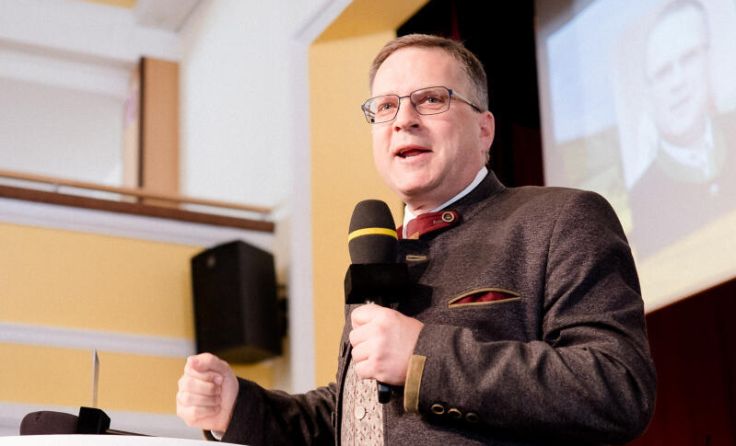 "Gust" Wöginger bleibt Bezirksparteiobmann der Volkspartei. (Foto: OÖVP)