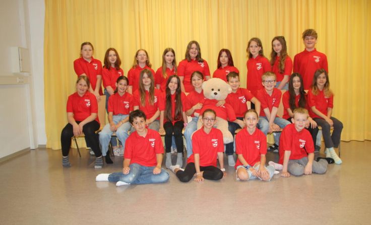 22 Schüler wirken bei dem Stück mit. (Foto: Angerer)