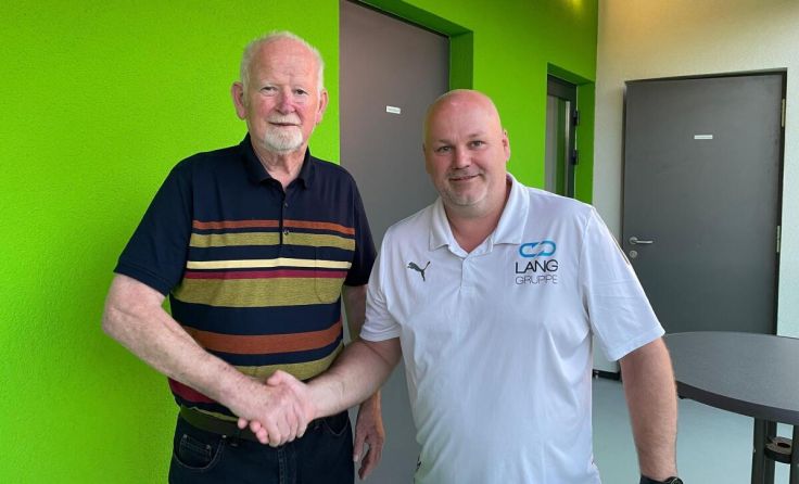 Hans Dieter Beulecke (l.) übergab sein Amt an Michael Lang. (Foto: ATSV Schärding)