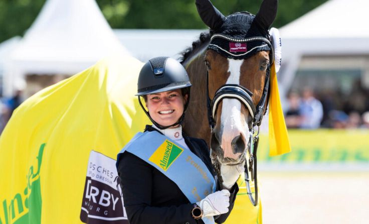 Katharina Haas mit ihrer Stute "Let it be" (Foto: Thomas Hellmann)
