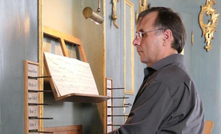 Johannes Dandler ist an der Orgel ein Meister seines Fachs. (Foto: Privat)
