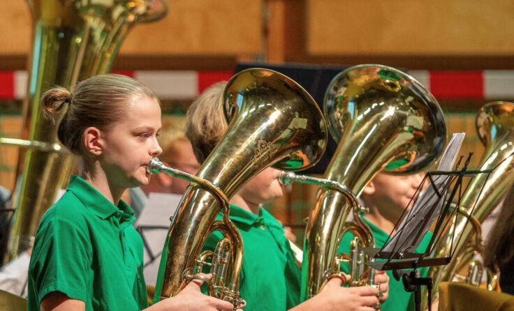 Die Jungmusiker spielen eine Vielfalt an Rock- und Pop-Klassikern. (Foto: Privat)