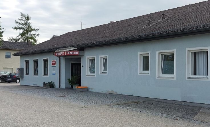 Das Asylheim befindet sich in der ehemaligen Weberspitz-Stubn in Schärding. (Foto: Tips/Koidl)