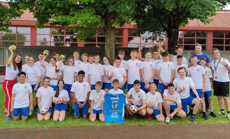 Gruppenbild mit Domink Ascherbauer