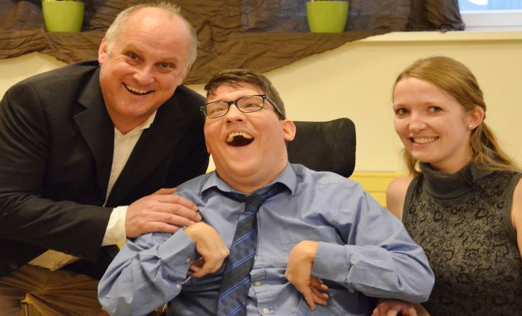 Günther Kerbl mit Alexander K. und Kollegin (v.l.) Foto: Schön für besondere Menschen