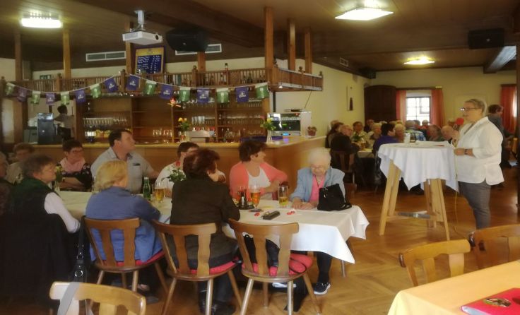 Interessiert wurde der Rede gelauscht. Foto: PV Micheldorf