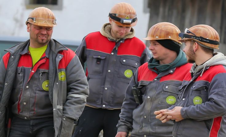 Der Arbeitsmarkt im Bezirk bietet vielfältige Beschäftigungsmöglichkeiten. Foto: Helmut Dietmaier