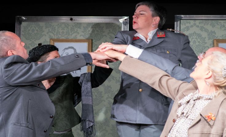 Das Entstehen des Faschismus in Italien wird satirisch aufgearbeitet. Foto: Andrzej Gorgol