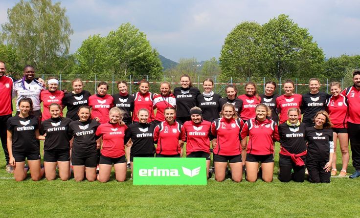 Der gesamte Vorbereitungs-Kader des Faustball Team Austria der Frauen. Foto: ÖFBB
