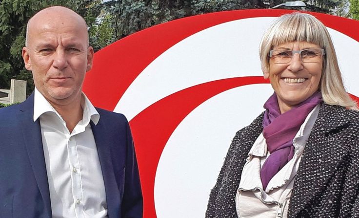 Die Initiatoren der Bürgerinitiative vor dem ORF-Zentrum in Wien Foto: privat