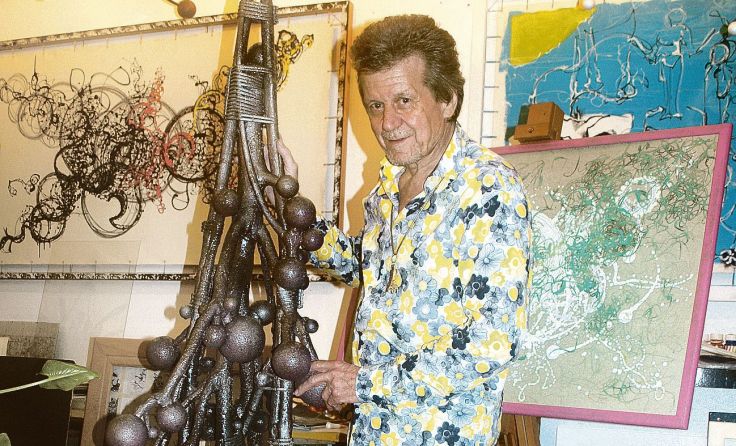 Der Künstler in seinem Atelier. Foto: Ramaseder
