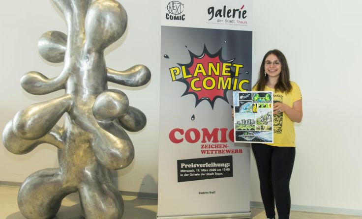Die Siegerin des "Planet Comic"-Zeichenwettbewerbes, Karina Weger (Foto: Stadtarchiv Traun)