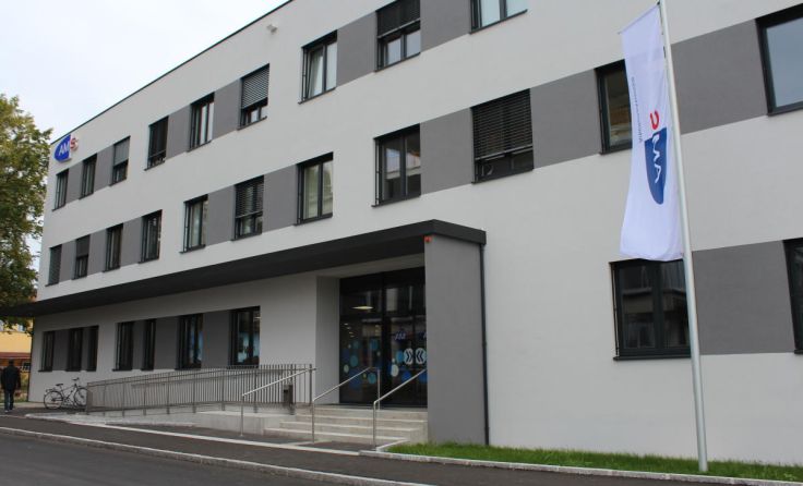 Die 2017 eröffnete AMS-Bezirksstelle in Traun (Foto: Tips)