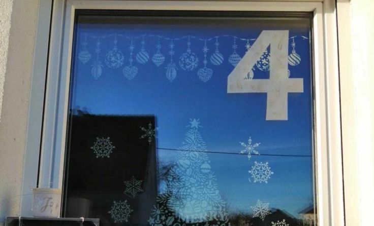 Insgesamt 48 Fenster in Pasching wurden weihnachtlich dekoriert. (Foto: L(i)ebenswertes Pasching)