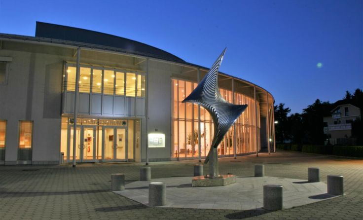 Vor dem Kultur- und Sportzentrum wird am 18. September gefeiert. (Foto: Marktgemeinde Hörsching)