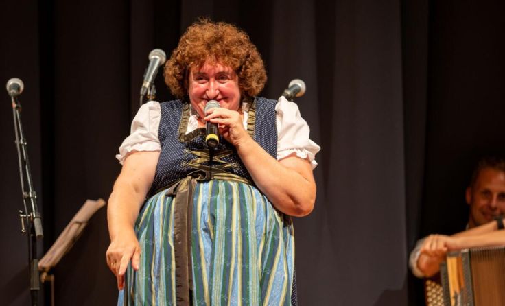 Gstanzlsängerin Renate Maier (Foto: Renate Maier)
