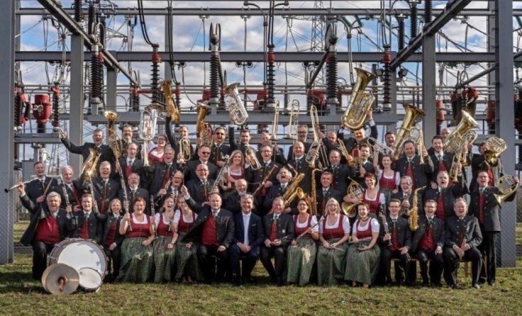 Die Energie AG Musik umfasst mehr als 50 aktive Musiker. (Foto: Wolfgang Zopf)