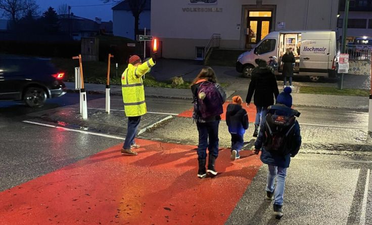 Der Schulweg ist nun für die Kinder wieder gefahrlos möglich (Foto: Gemeinde Oftering)