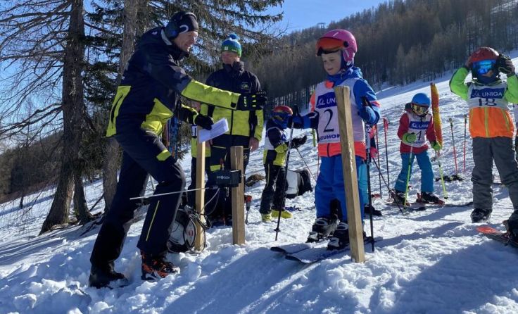 Die jungen Talente sammeln erstmals Rennerfahrung. (Foto: Ski Racing Team Neuhofen)