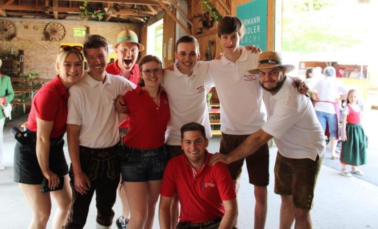 Beste Stimmung ist bei der Mostkost garantiert! (Foto: Landjugend Pucking)