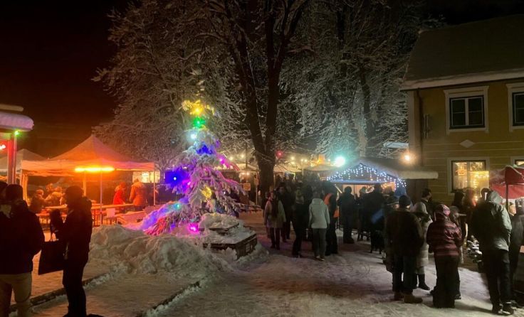 Der besinnliche Adventmarkt in Dörnbach (Foto: Markus Langthaler)