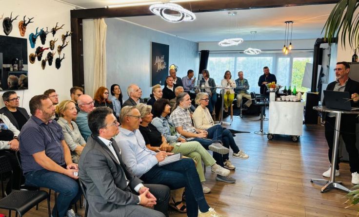 Das Publikum zeigte sich am Thema KI sehr interessiert. (Foto: Langthaler)
