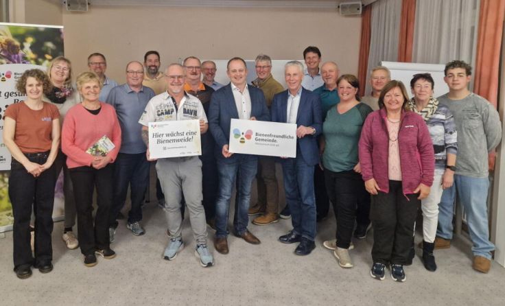 Teilnehmer des Workshops zur „Bienenfreundlichen Gemeinde“ in Kematen. (Foto: Klimabündnis OÖ)