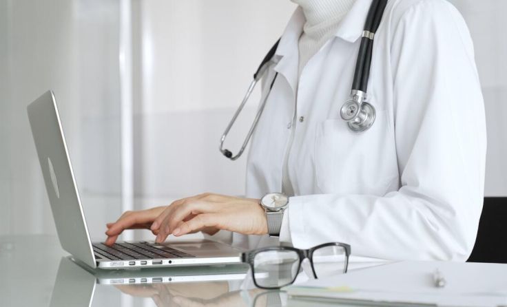 Apotheken bieten Telemedizin an. (Foto: volha_r-stock.adobe.com)