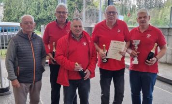 Astener Stockschützen holen Bezirksmeistertitel