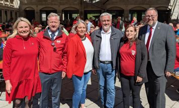 SPÖ Linz-Land setzt in Traun starkes 1.-Mai-Zeichen