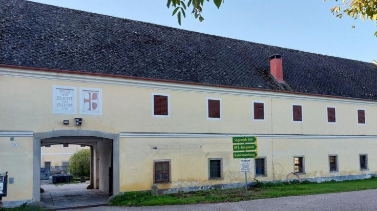 Linz-Land zeigt Geschichte hinter alten Mauern