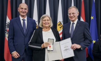 Ansfeldnerin erhält Humanitätsmedaille