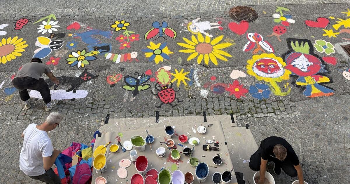 Traun transforms asphalt into a canvas
