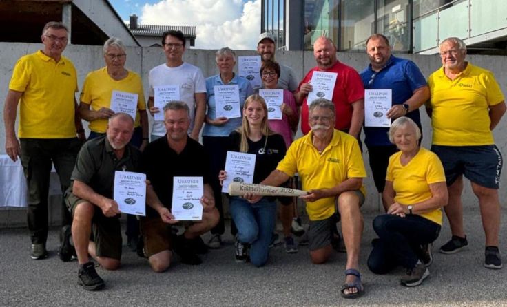 Das erste Knittelturnier in Pucking wurde zum vollen Erfolg. (Foto: Seniorenbund Pucking)
