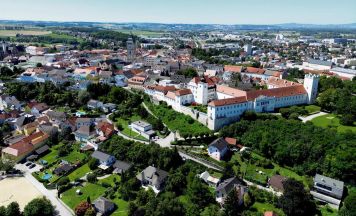 Land gibt grünes Licht für neues Pflegezentrum in Enns