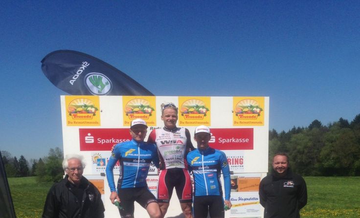 Das Podium in Rosenheim: Johannes Schinnagel, Helmut Trettwer und Marcel Neuhauser (v. li. n. re.)