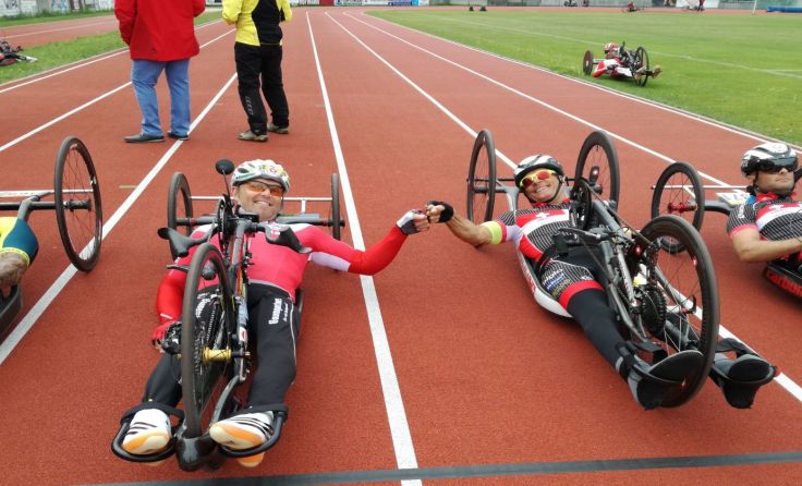 Ein spannendes Rennen lieferten sich die Handbiker heute Vormittag im Vöcklabrucker Stadion