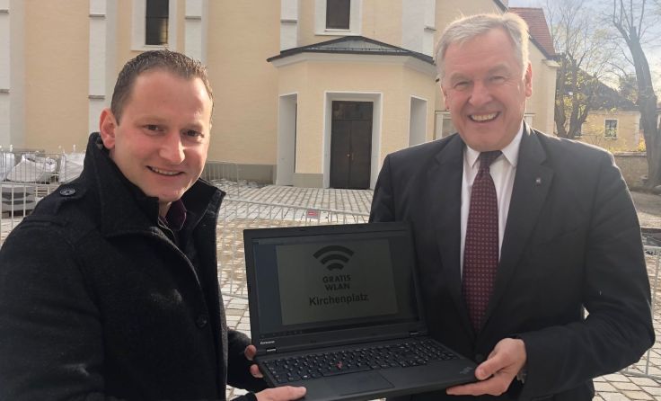 Bürgermeister Harald Riemer und NÖ Landesrat Martin Eichtinger. (Foto: Marktgemeinde Purgstall)