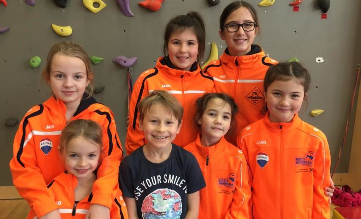 Vorne (v. l.): Anja, Levin, Lara, Viktoria. Hinten (v. l): Lena, Julia, Melina. (Foto: privat)